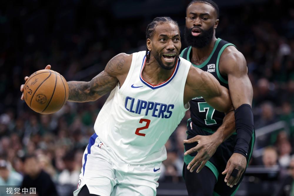 一场胜利背 一场胜利背