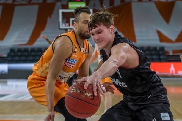 经济环境的 经济环境的